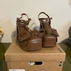 Melissa/Victor & Rolf Tie Party Heel